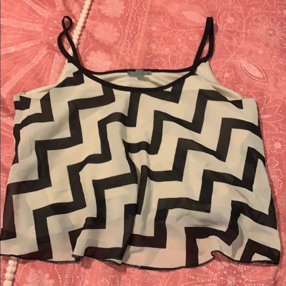 Chevron crop top 🖤🖤
